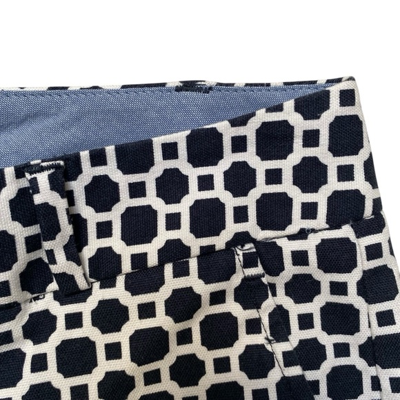 Banana Republic Factory Navy White Abstract Bermuda Shorts Hampton Fit 2P - Picture 2 of 10